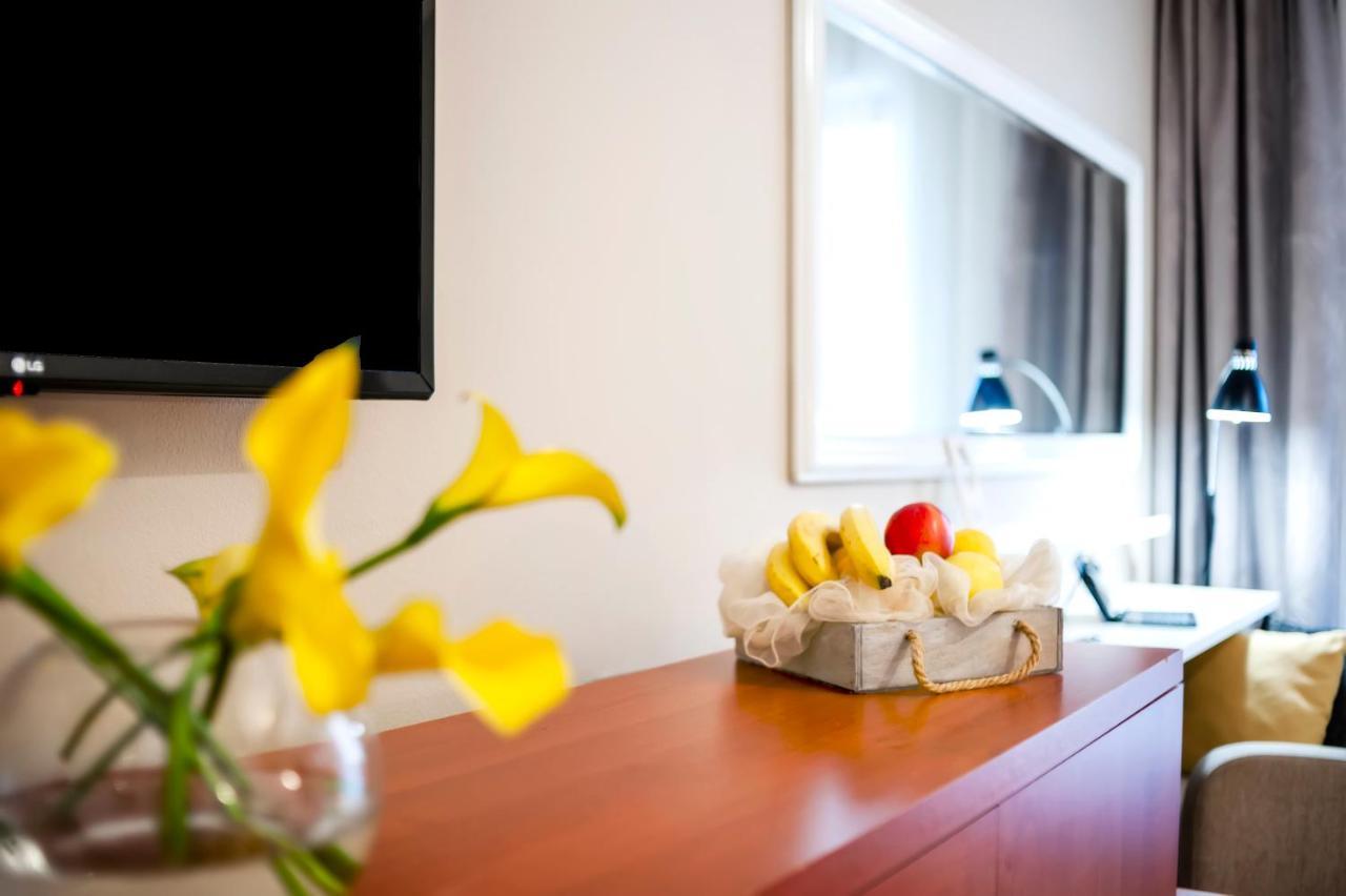 Villa Milli B&B 罗维尼 外观 照片