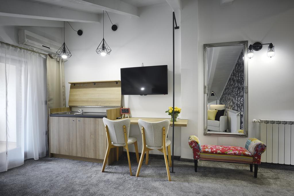 Villa Milli B&B 罗维尼 外观 照片
